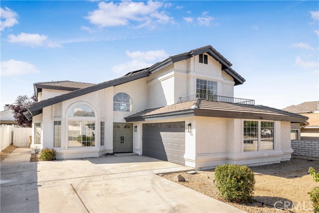 12930 Norfolk Lane, Victorville CA: https://media.crmls.org/medias/22b66205-b1dc-4443-9fee-b03020620ef8.jpg