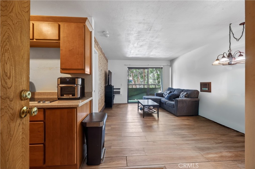 6650 Amherst - photo 11