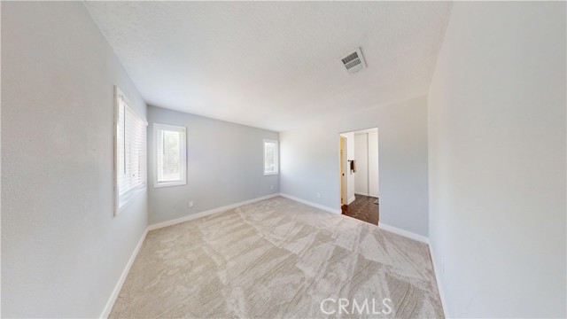 8161 Haven View Drive, Jurupa Valley CA: https://media.crmls.org/medias/22b6fa84-35c7-4eef-b962-50c5e706eed9.jpg