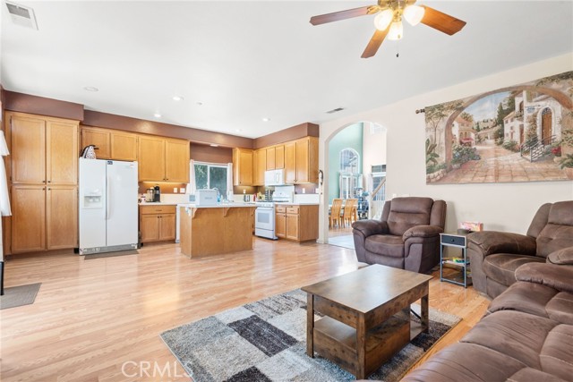 Detail Gallery Image 39 of 63 For 879 Glider Pl, San Jacinto,  CA 92582 - 5 Beds | 3 Baths