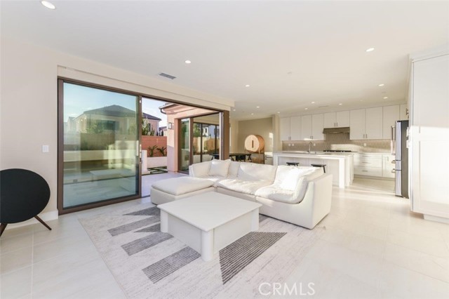 22b83dfc Fe17 4821 Acbb Bb43efac021a