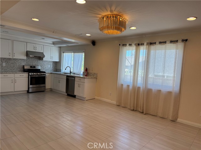 Detail Gallery Image 7 of 16 For 2278 Olivine Dr, Chino Hills,  CA 91709 - 4 Beds | 2/1 Baths