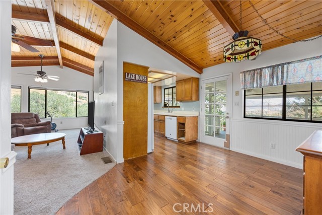 Detail Gallery Image 14 of 49 For 501 Old State Rd, Wofford Heights,  CA 93285 - 4 Beds | 3 Baths