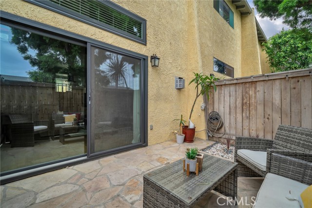 2518 Ruhland Avenue, Redondo Beach, California 90278, 2 Bedrooms Bedrooms, ,2 BathroomsBathrooms,Residential,Sold,Ruhland,SB21180418