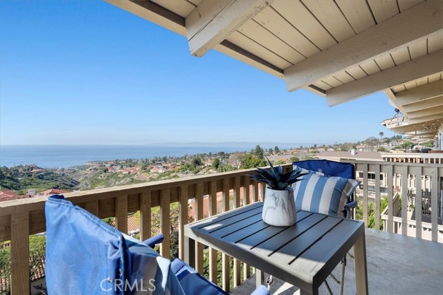 6542 Ocean Crest Drive, Rancho Palos Verdes, California 90275, 2 Bedrooms Bedrooms, ,2 BathroomsBathrooms,Residential,For Sale,Ocean Crest,SB25028382