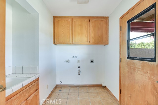 Image 22 of 67 For 2929 Snow Line