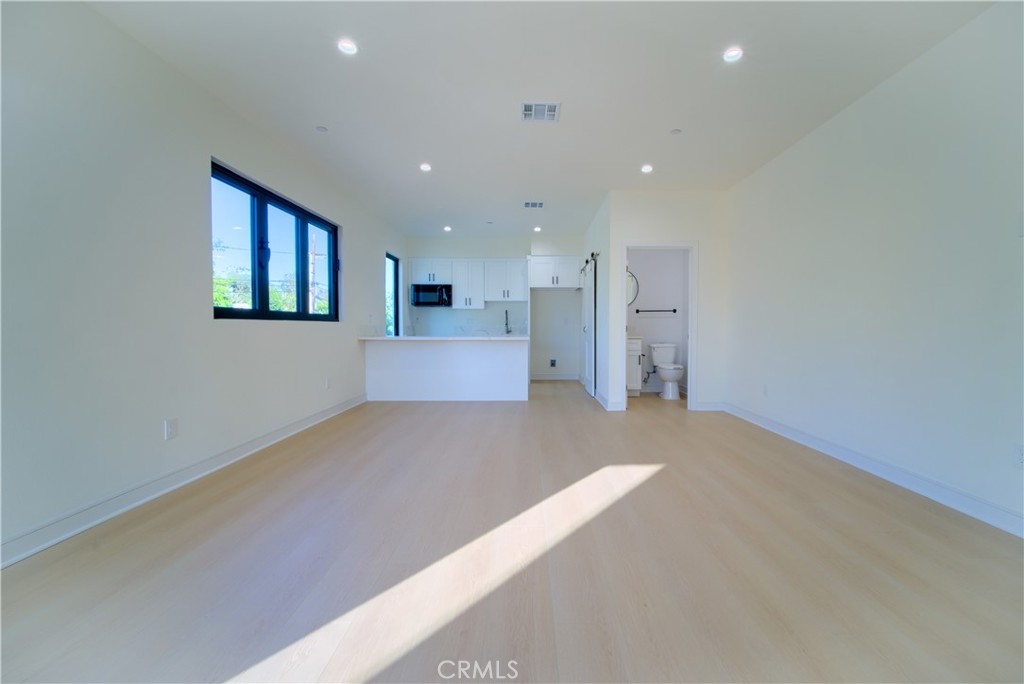 MLS #OC26160948 image #3