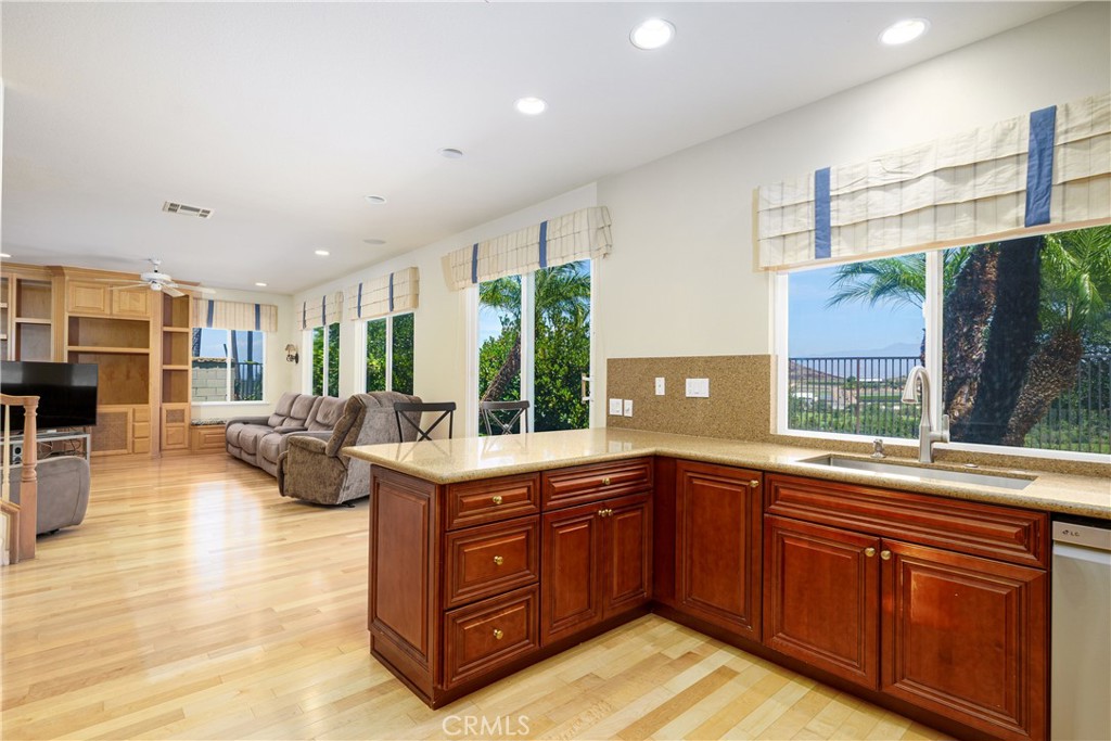 MLS #OC26161129 image #24