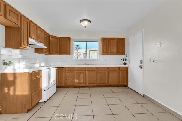 Detail Gallery Image 5 of 24 For 5919 Park Ct, Marysville,  CA 95901 - 3 Beds | 2 Baths