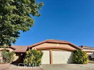 Detail Gallery Image 3 of 18 For 40350 Wood Ct, Palmdale,  CA 93551 - 3 Beds | 2 Baths