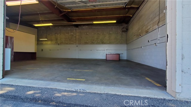 another view of warehouse area
unit 2202