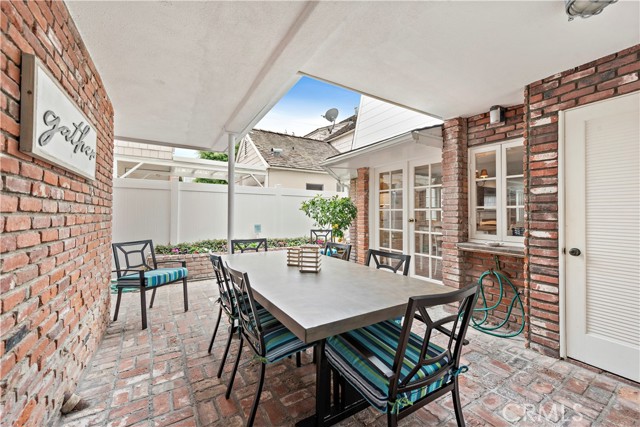 Detail Gallery Image 24 of 29 For 224 Amethyst, Newport Beach,  CA 92662 - 3 Beds | 3 Baths