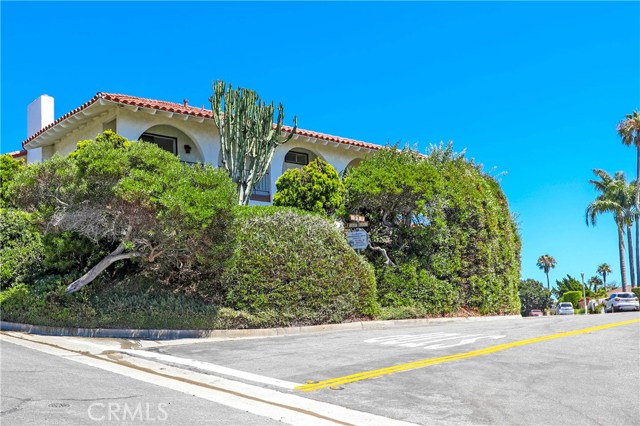 Detail Gallery Image 3 of 24 For 308 E Avenida Cordoba, San Clemente,  CA 92672 - 4 Beds | 2/1 Baths