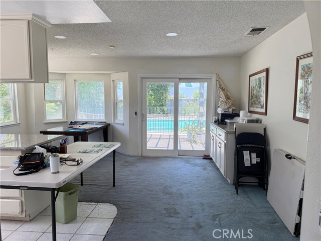 Detail Gallery Image 6 of 38 For 23020 Jensen Ct, Grand Terrace,  CA 92313 - 3 Beds | 2 Baths