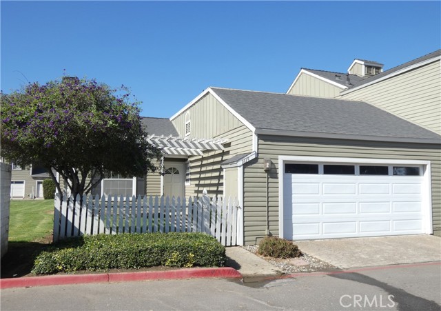 Detail Gallery Image 2 of 19 For 1615 Carmel Ln, Santa Maria,  CA 93454 - 2 Beds | 2 Baths