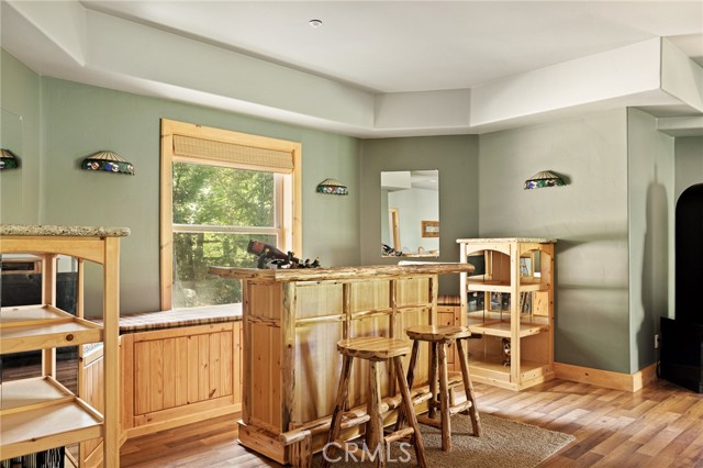 27492 Cedarwood Court, Lake Arrowhead CA: https://media.crmls.org/medias/22c1dc93-d9e2-4865-87ba-121b3ee34c8c.jpg