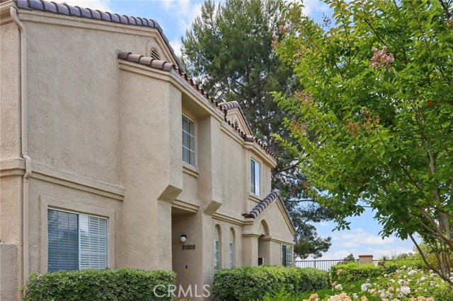 21201 Jasmines Way, Lake Forest CA: https://media.crmls.org/medias/22c26bc5-f534-486c-9d2f-6e3d45d7f67a.jpg