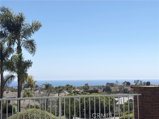 27 High Bluff, Laguna Niguel CA: https://media.crmls.org/medias/22c2ebad-9a10-4d40-b478-6a9840b84b85.jpg