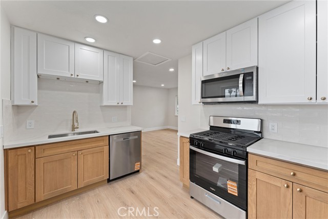 Detail Gallery Image 11 of 36 For 920 W Hollyvale St, Azusa,  CA 91702 - 2 Beds | 2 Baths