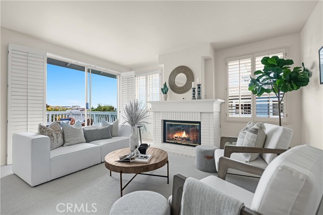 Detail Gallery Image 8 of 50 For 3731 Daffodil #96,  Corona Del Mar,  CA 92625 - 2 Beds | 2 Baths