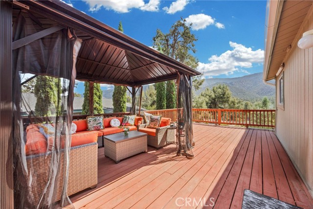 16713 Caribou Drive, Pine Mountain Club CA: https://media.crmls.org/medias/22c50cb3-657e-41e4-9123-1b4fe7779c1d.jpg