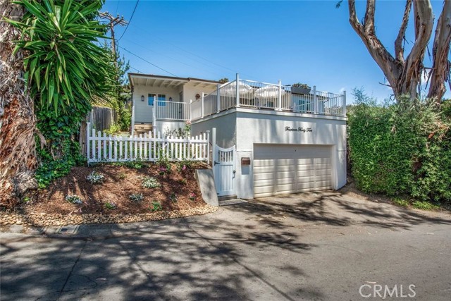 Detail Gallery Image 16 of 23 For 1445 Bluebird Canyon, Laguna Beach,  CA 92651 - 2 Beds | 1/1 Baths