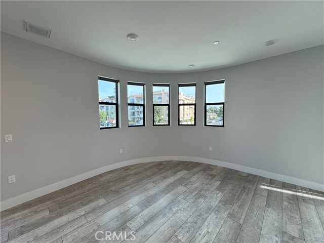 Detail Gallery Image 19 of 34 For 4383 N Sepulveda Blvd, Sherman Oaks,  CA 91403 - 2 Beds | 2 Baths