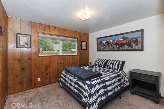 220 Angeles Boulevard, Big Bear City CA: https://media.crmls.org/medias/22c95790-fa26-44a5-a82b-e278be022f5a.jpg