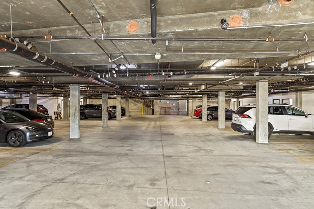 Detail Gallery Image 29 of 42 For 4005 Monroe St #8,  Los Angeles,  CA 90029 - 2 Beds | 2/1 Baths