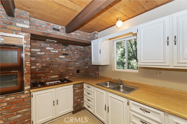 Detail Gallery Image 37 of 45 For 197 Weisshorn Dr, Crestline,  CA 92325 - 4 Beds | 3 Baths