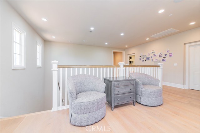 104 Quiet Place, Irvine CA: https://media.crmls.org/medias/22cc3476-c31b-405a-a7df-a63545eab86e.jpg