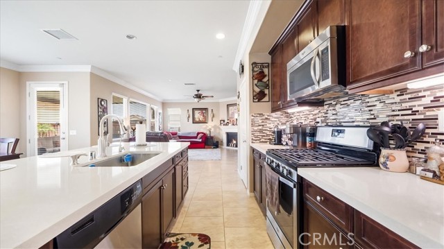 Detail Gallery Image 9 of 40 For 3991 Alpine Fir Ct, San Bernardino,  CA 92407 - 4 Beds | 3 Baths