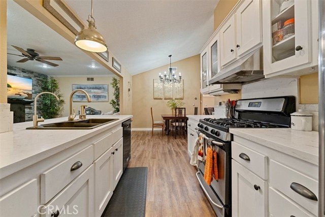 Detail Gallery Image 18 of 50 For 762 W Virginia Ann Dr, Azusa,  CA 91702 - 4 Beds | 2 Baths