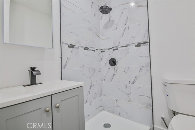 1964 E 114th Street, Los Angeles CA: https://media.crmls.org/medias/22ceb2de-22db-44e7-bb2f-8e7e6a77d3e0.jpg