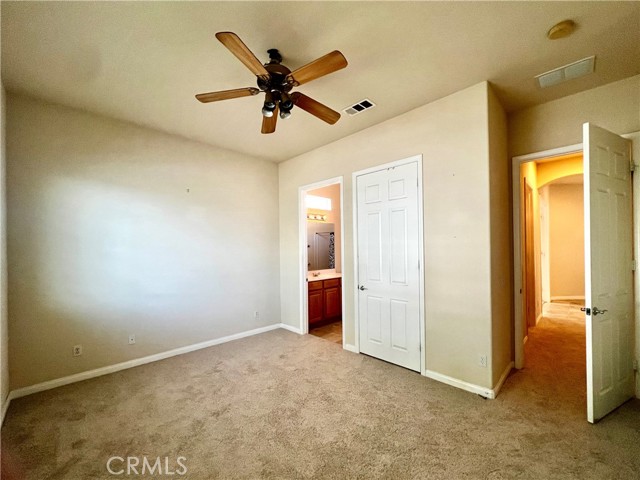 Detail Gallery Image 7 of 29 For 19533 Vermillion Ln, Apple Valley,  CA 92308 - 2 Beds | 2/1 Baths