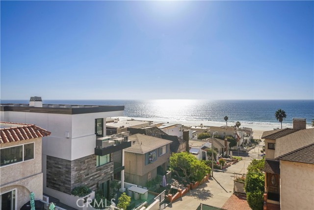 3201 Highland Avenue, Manhattan Beach, California 90266, 3 Bedrooms Bedrooms, ,2 BathroomsBathrooms,Residential,Sold,Highland,SB22230907