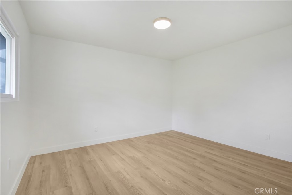 MLS #WS25252579 image #23