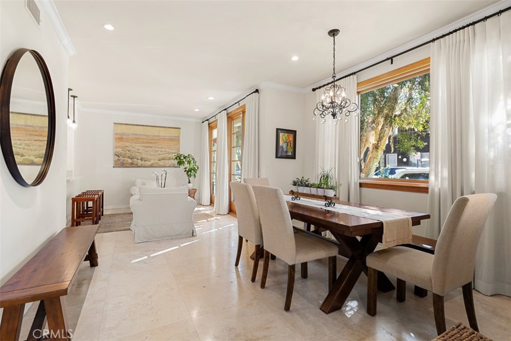 MLS #OC25264387 image #5