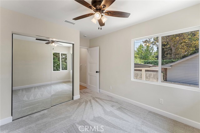 5010 Elmwood Avenue, Los Angeles CA: https://media.crmls.org/medias/22d252ea-01d9-41af-9ba3-4ca9fa0648db.jpg