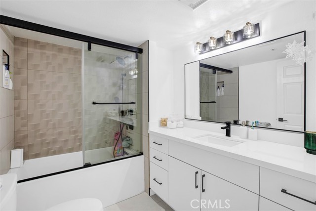 Detail Gallery Image 16 of 22 For 400 W California Ave #107,  Glendale,  CA 91203 - 2 Beds | 2 Baths