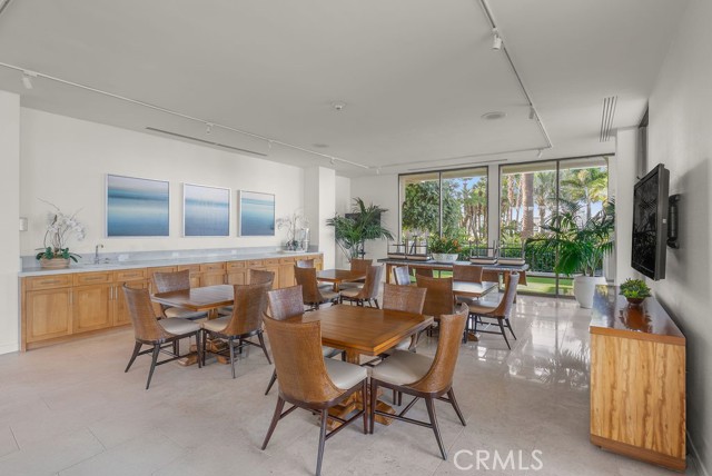 601 Lido Park Drive, Newport Beach CA: https://media.crmls.org/medias/22d345a2-e729-4455-a3d9-9800e6e652cd.jpg