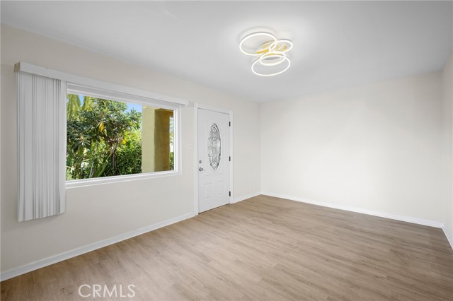 Detail Gallery Image 6 of 21 For 325 Lafayette, Glendale,  CA 91205 - 2 Beds | 1 Baths