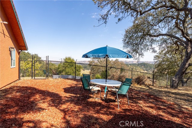 10755 Santa Ana Road, Atascadero CA: https://media.crmls.org/medias/22d3d53a-f9d0-4ad8-b045-7b6497a9f692.jpg