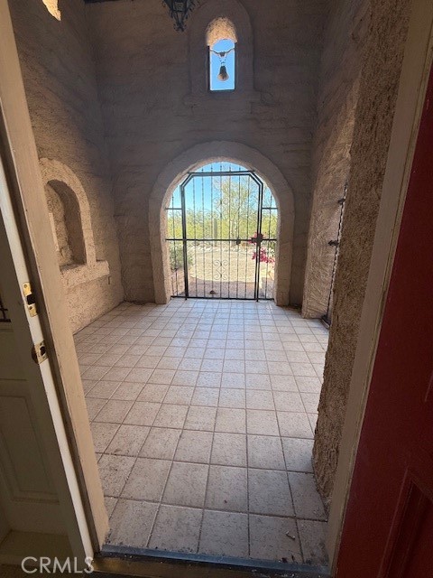 Detail Gallery Image 6 of 22 For 6300 N Camino Miraval, –,  AZ 85718 - 5 Beds | 6 Baths