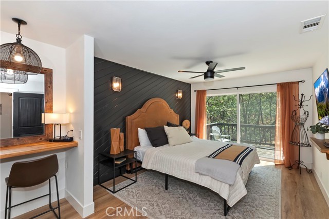 Detail Gallery Image 17 of 51 For 28596 North Bay, Lake Arrowhead,  CA 92352 - 4 Beds | 3 Baths