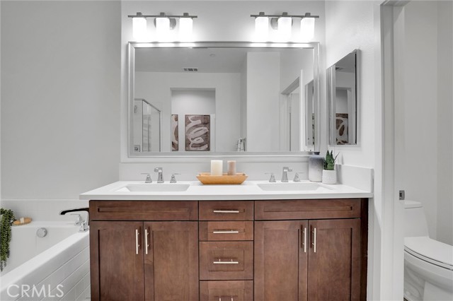 Detail Gallery Image 22 of 42 For 1512 W Artesia Square #F,  Gardena,  CA 90248 - 3 Beds | 3/1 Baths