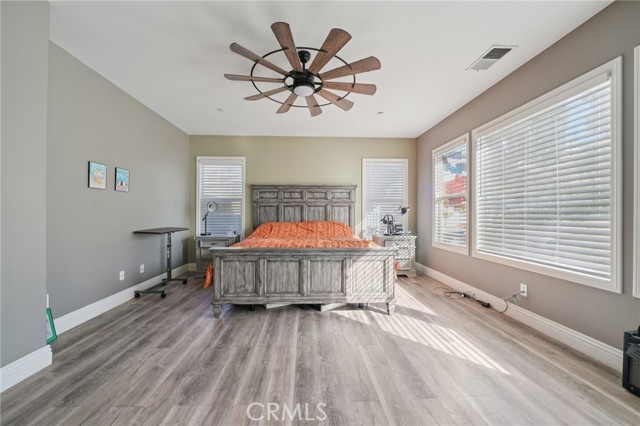 Detail Gallery Image 15 of 29 For 160 Friesian, Norco,  CA 92860 - 5 Beds | 3/1 Baths