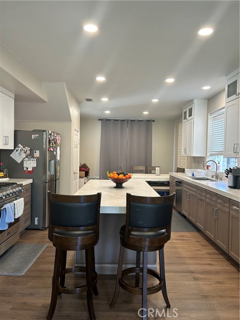 Detail Gallery Image 8 of 24 For 856 Jonliere, Corona,  CA 92882 - 5 Beds | 3 Baths