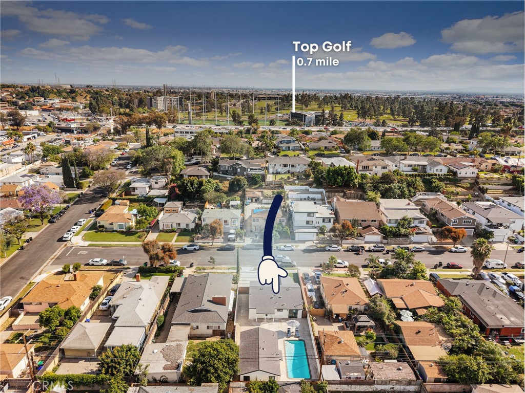https://media.crmls.org/medias/22d861e1-3a76-4b6c-8854-2891722167de.jpg?preset=X-Large