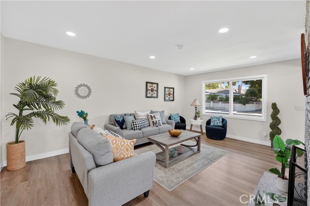 Detail Gallery Image 8 of 34 For 3248 E Point Cedar Dr, West Covina,  CA 91792 - 3 Beds | 2 Baths